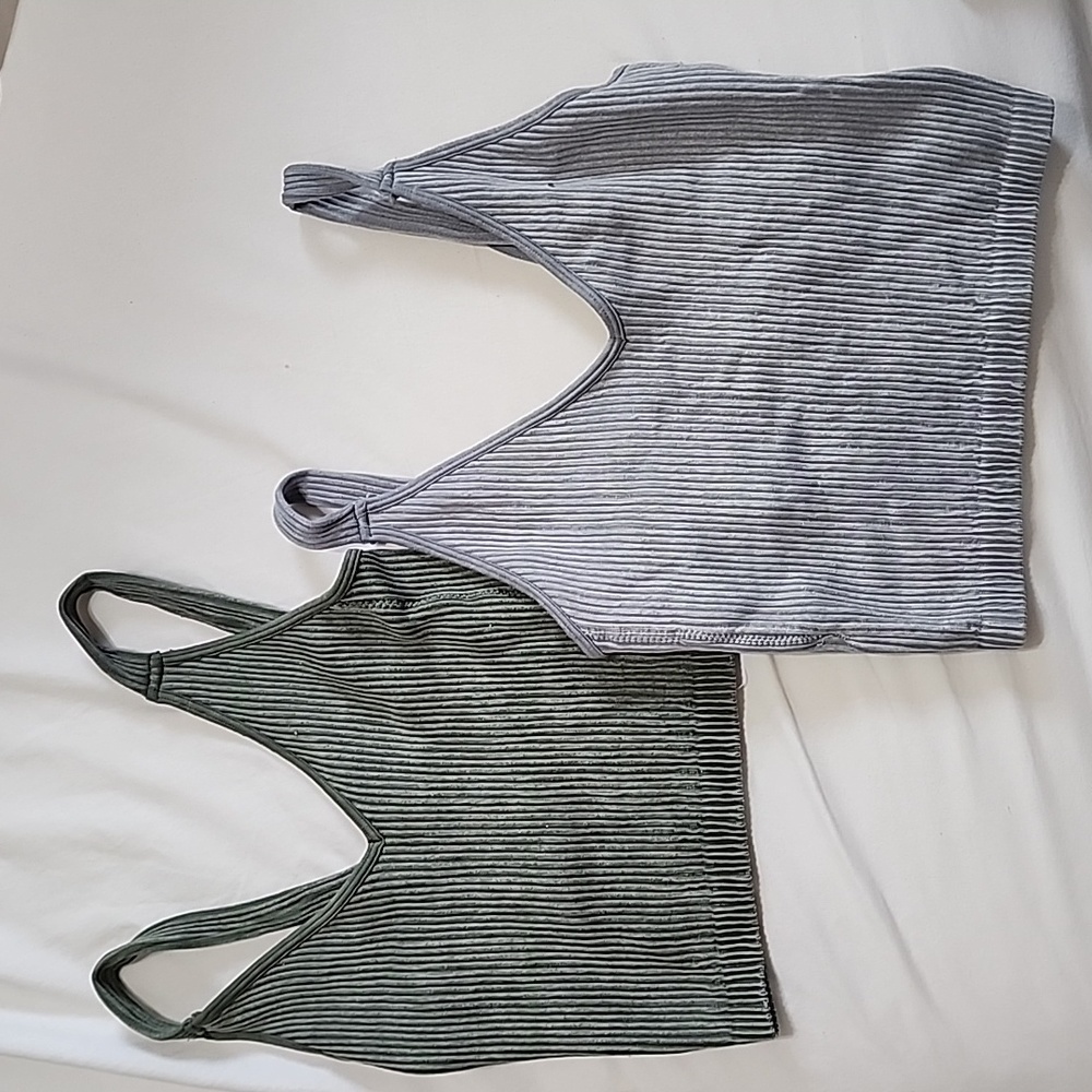 Dry Goods crop tank set of 2